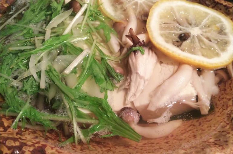 柚子香る   キノコたっぷり湯豆腐